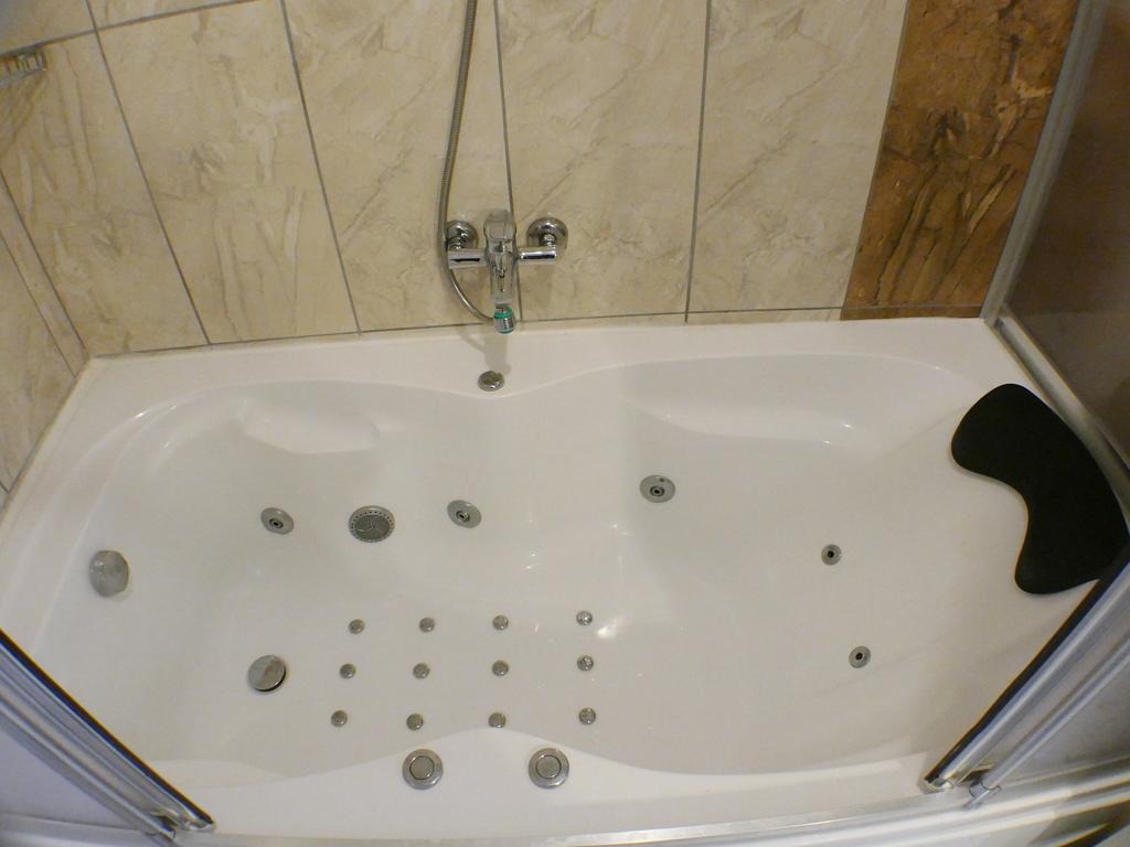 Assos Hotel Εξωτερικό φωτογραφία