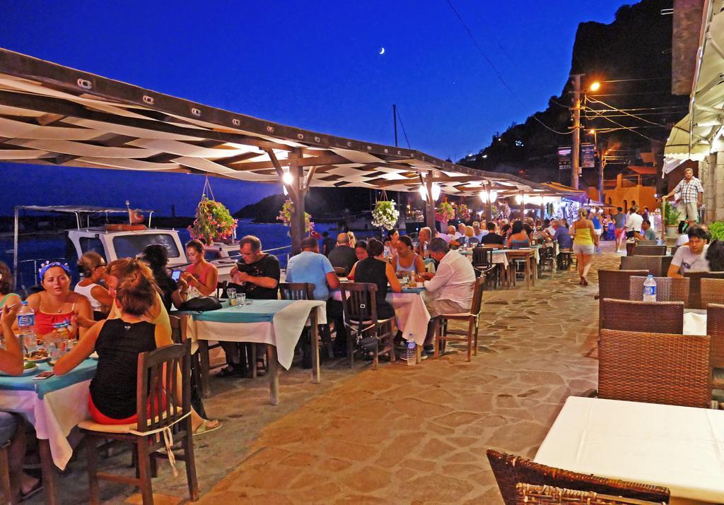 Assos Hotel Εξωτερικό φωτογραφία